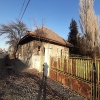 Teren intravilan cu construcții industriale în Titu, județul Dâmbovița