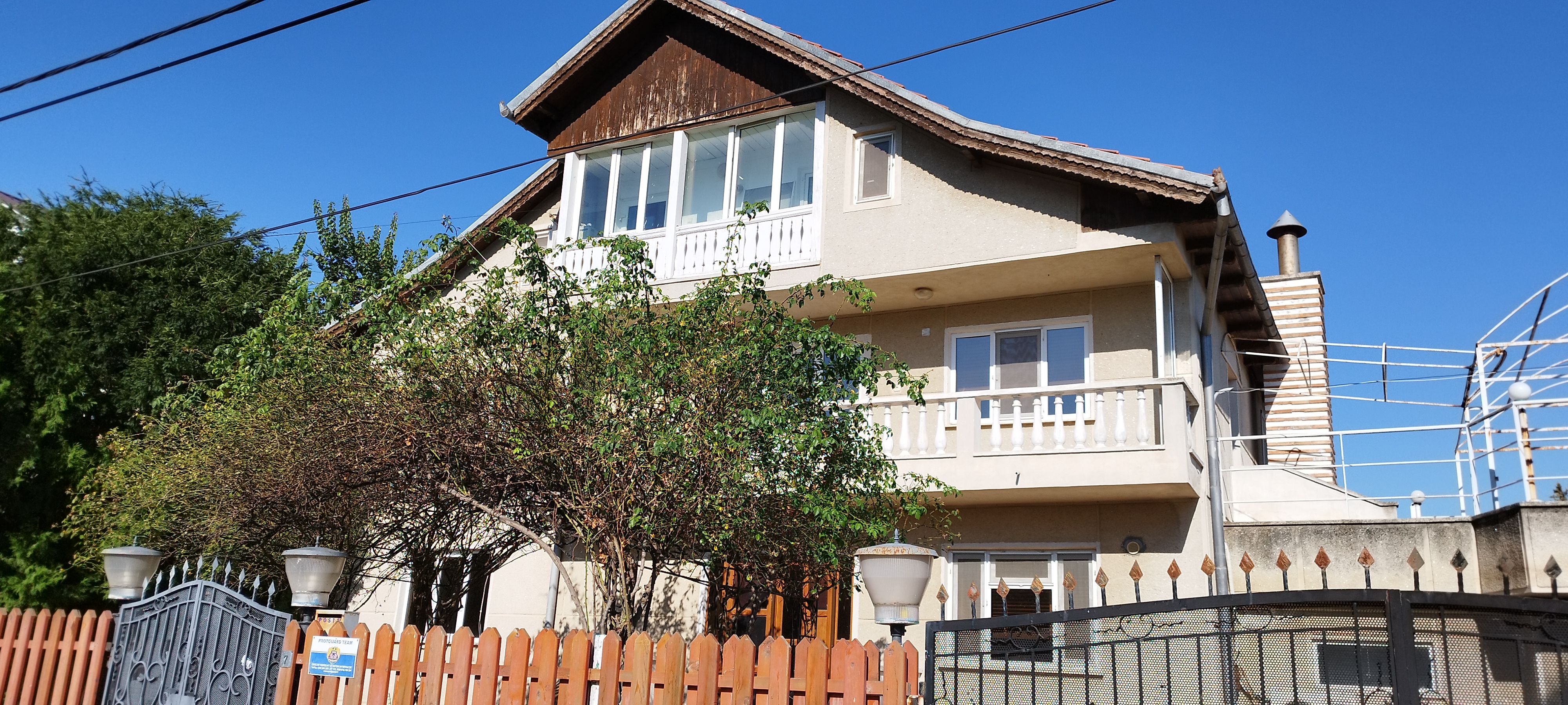 Casă de locuit (vilă) P+E+M, în Mangalia, Str. Apostol Andrei nr. 7