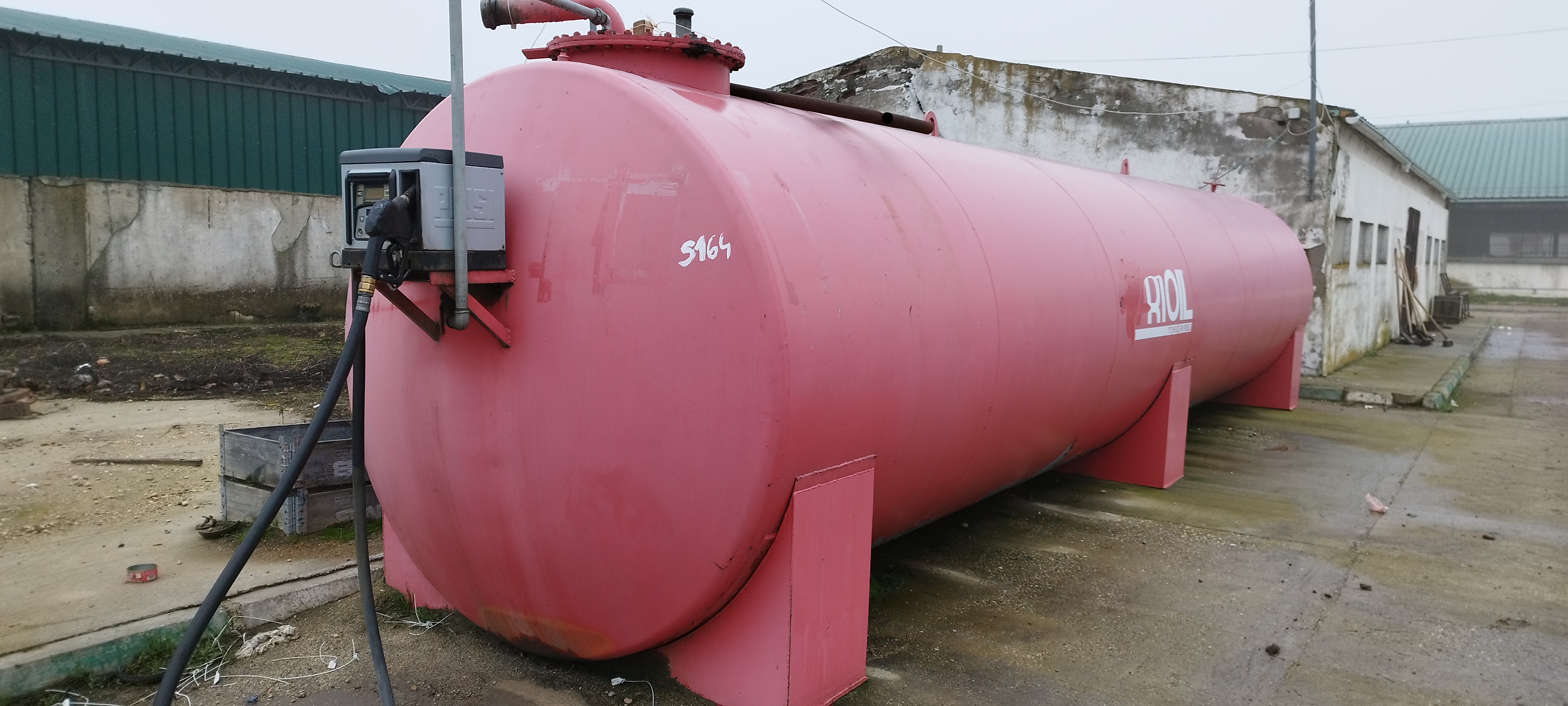 REZERVOR SUPRATERAN 30000 L CU POMPA CUBE MC70