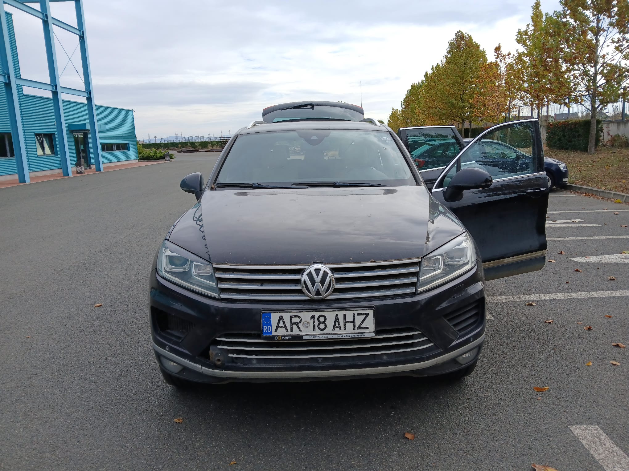 VOLKSWAGEN TOUAREG-AR-18-AHZ