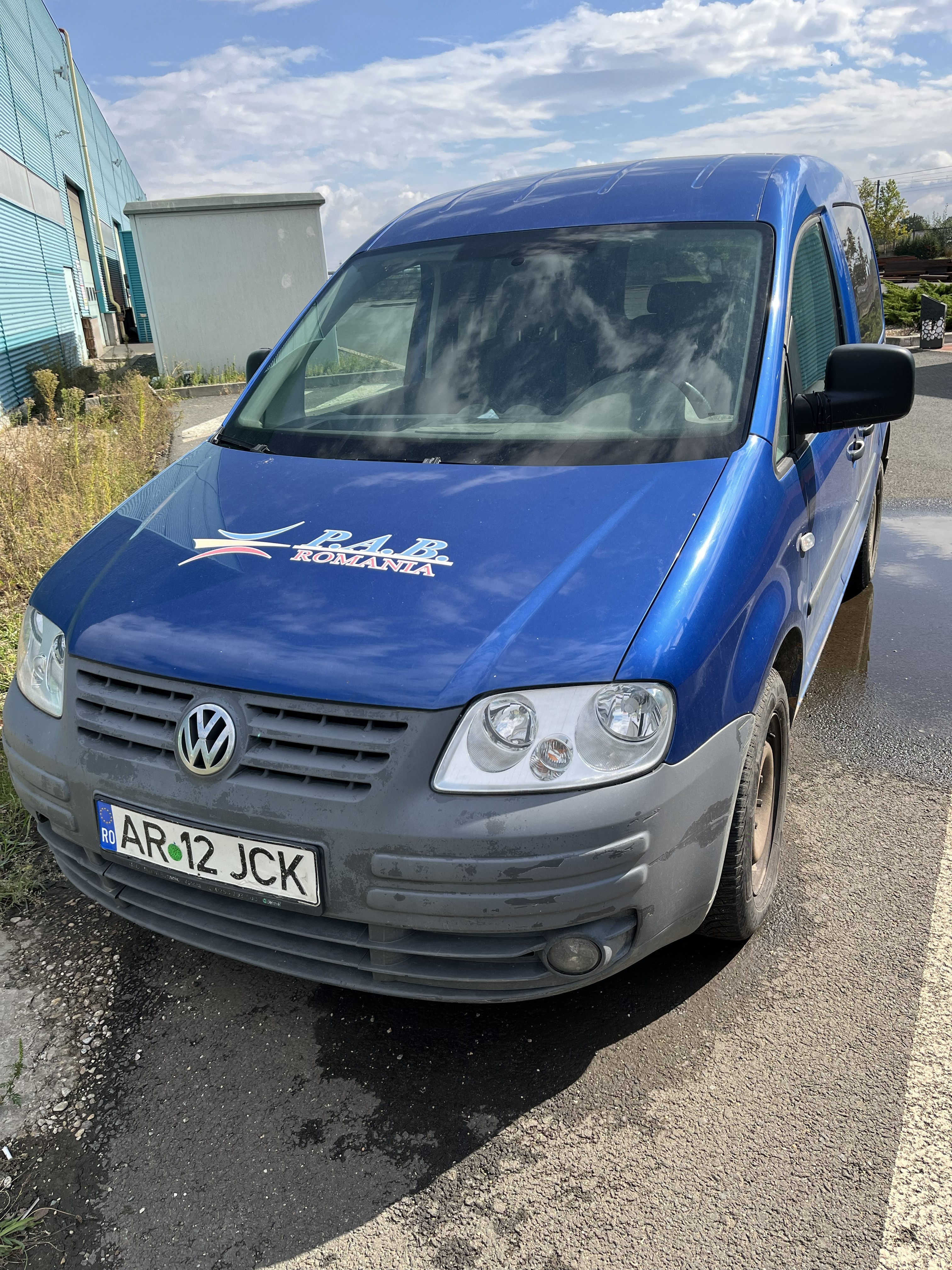 AUTO VOLKSWAGEN CADDY COMBI-AR-12-JCK