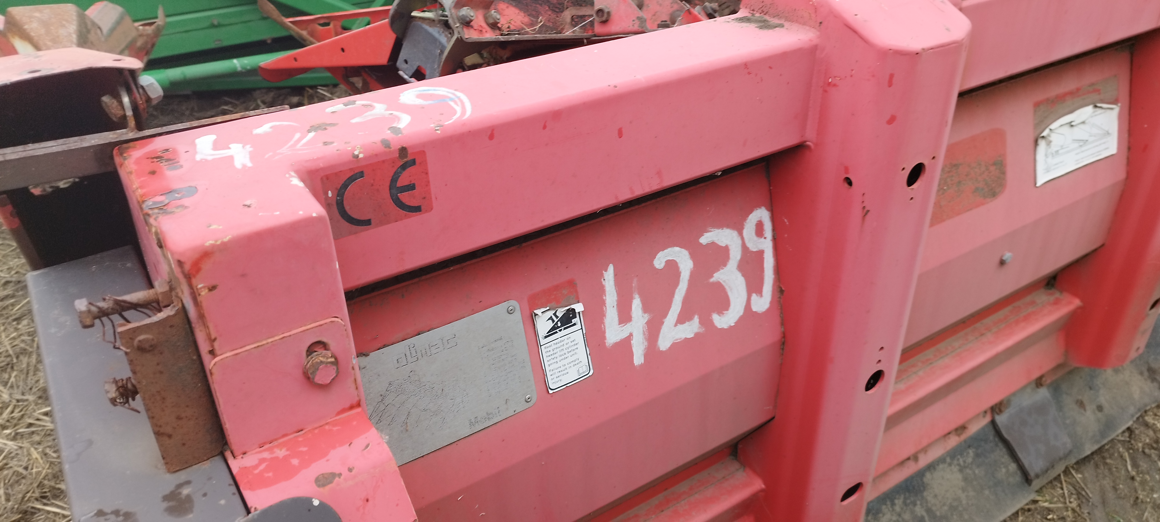 CULEGATOR PORUMB PE 8 RANDURI DRAGO 8