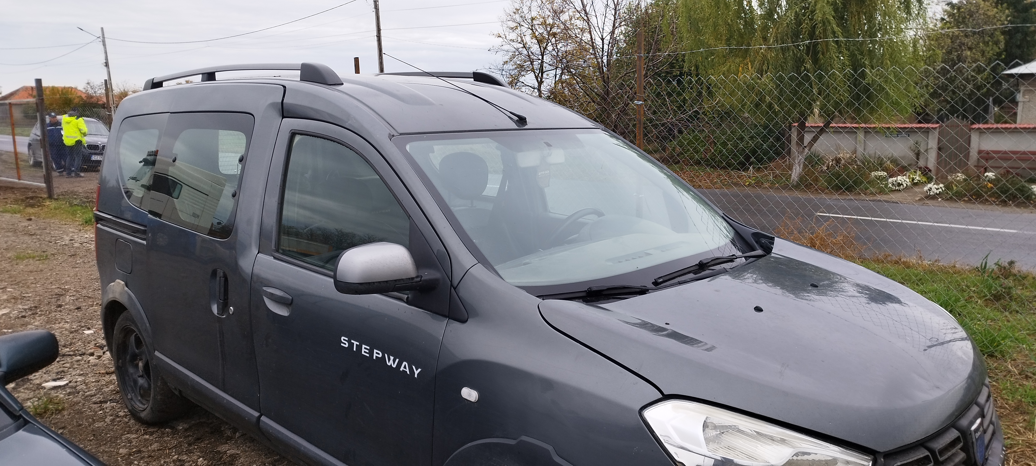 AUTOTURISM DACIA DOKKER B04YTN