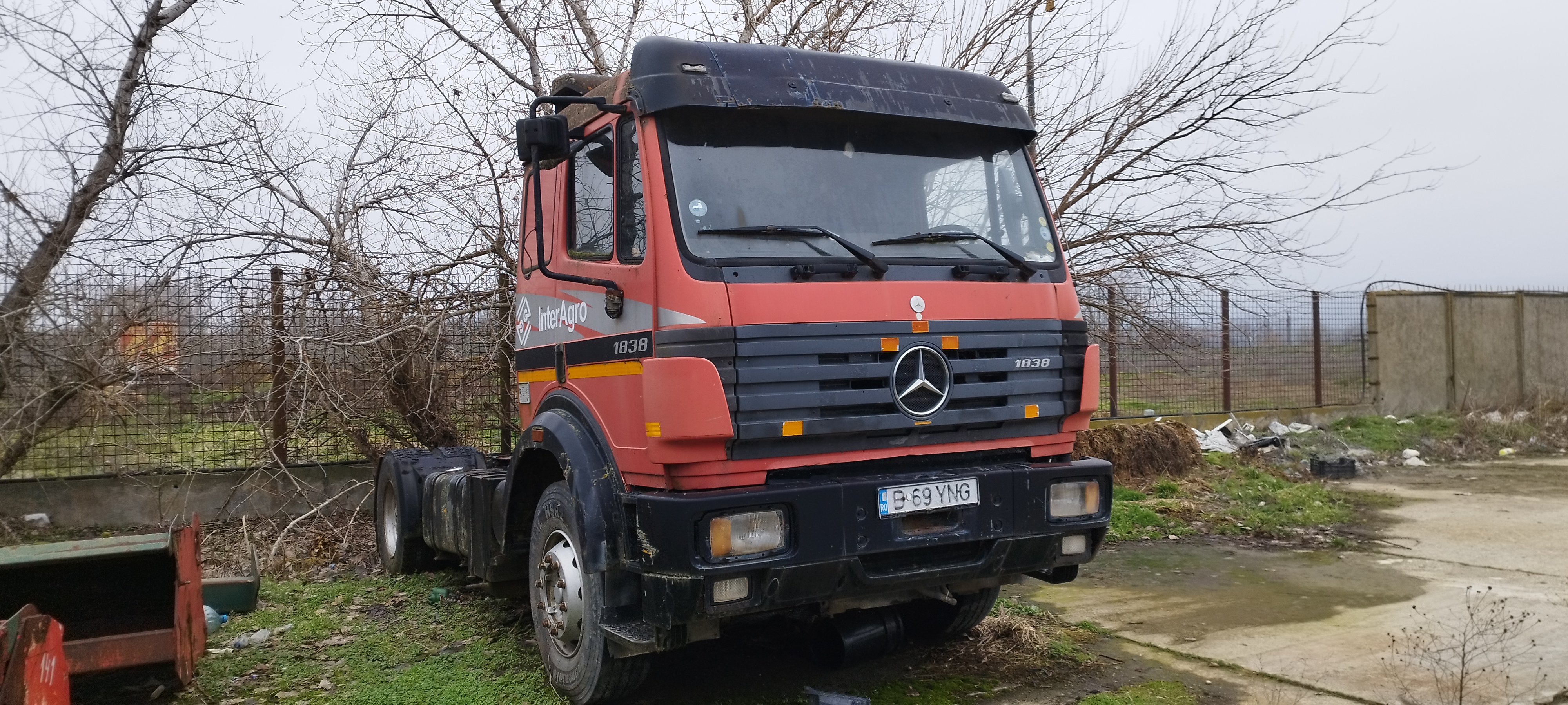 AUTOTRACTOR MERCEDES BENZ 1838 LS  B69YNG