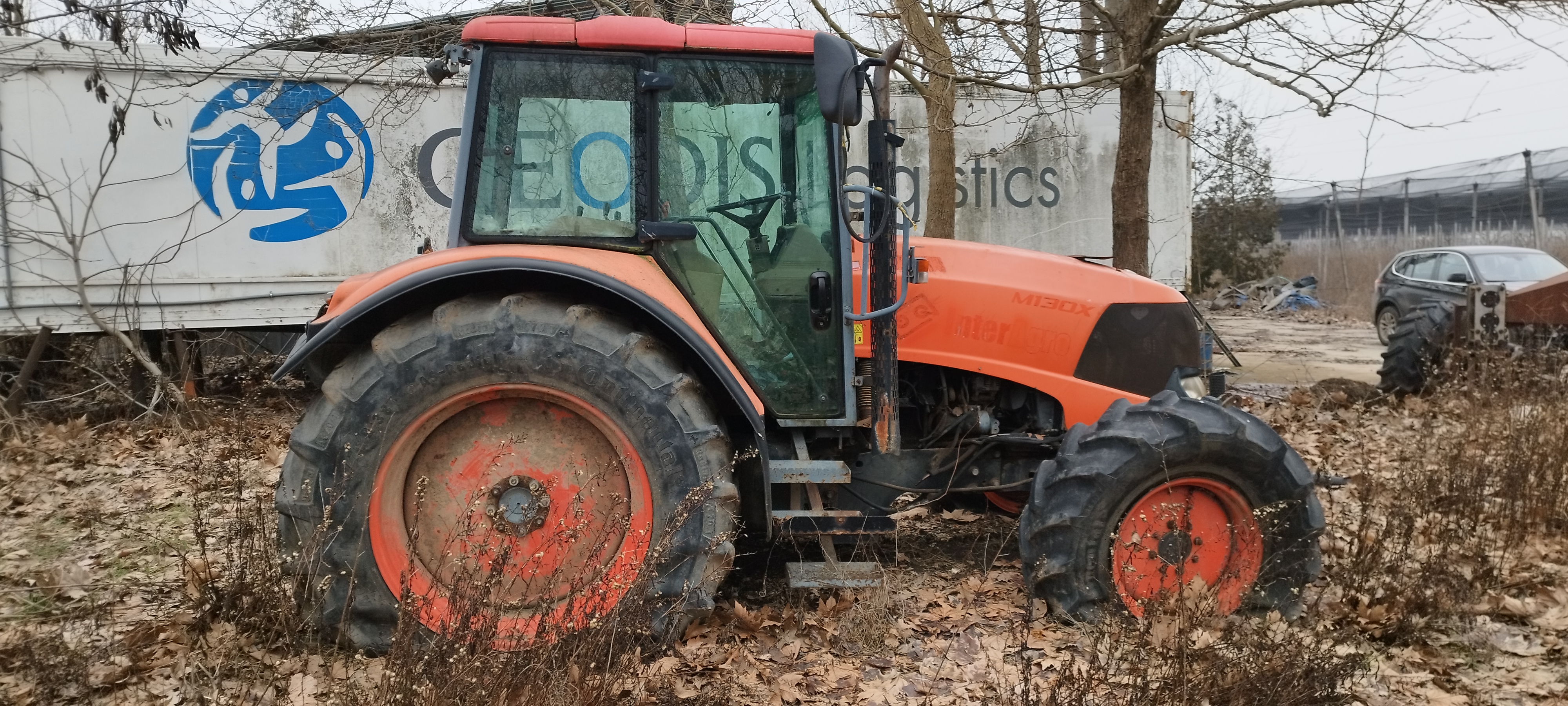 TRACTOR KUBOTA M130X