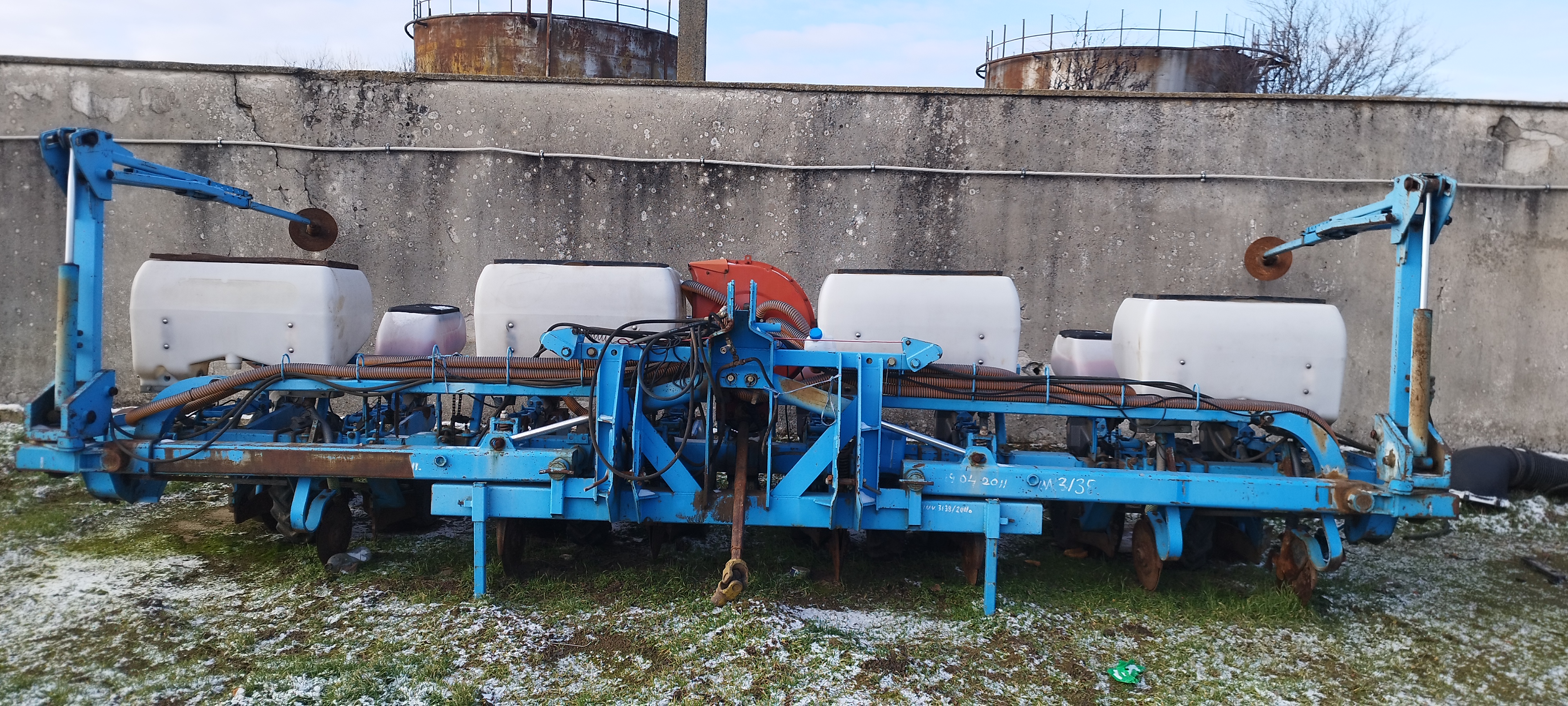 SEMANATOARE PENTRU PLANTE PRASITOARE