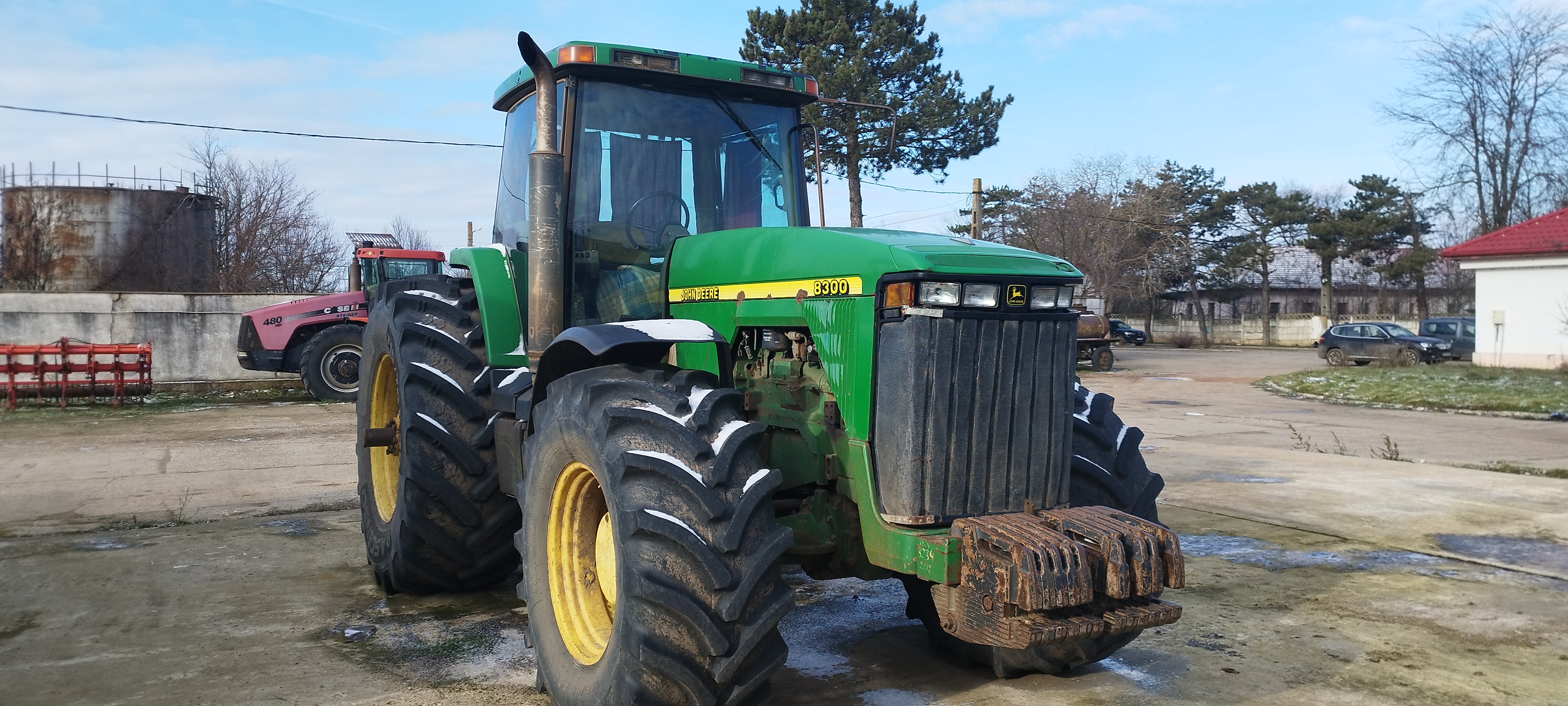 TRACTOR JOHN DEERE 230 CP