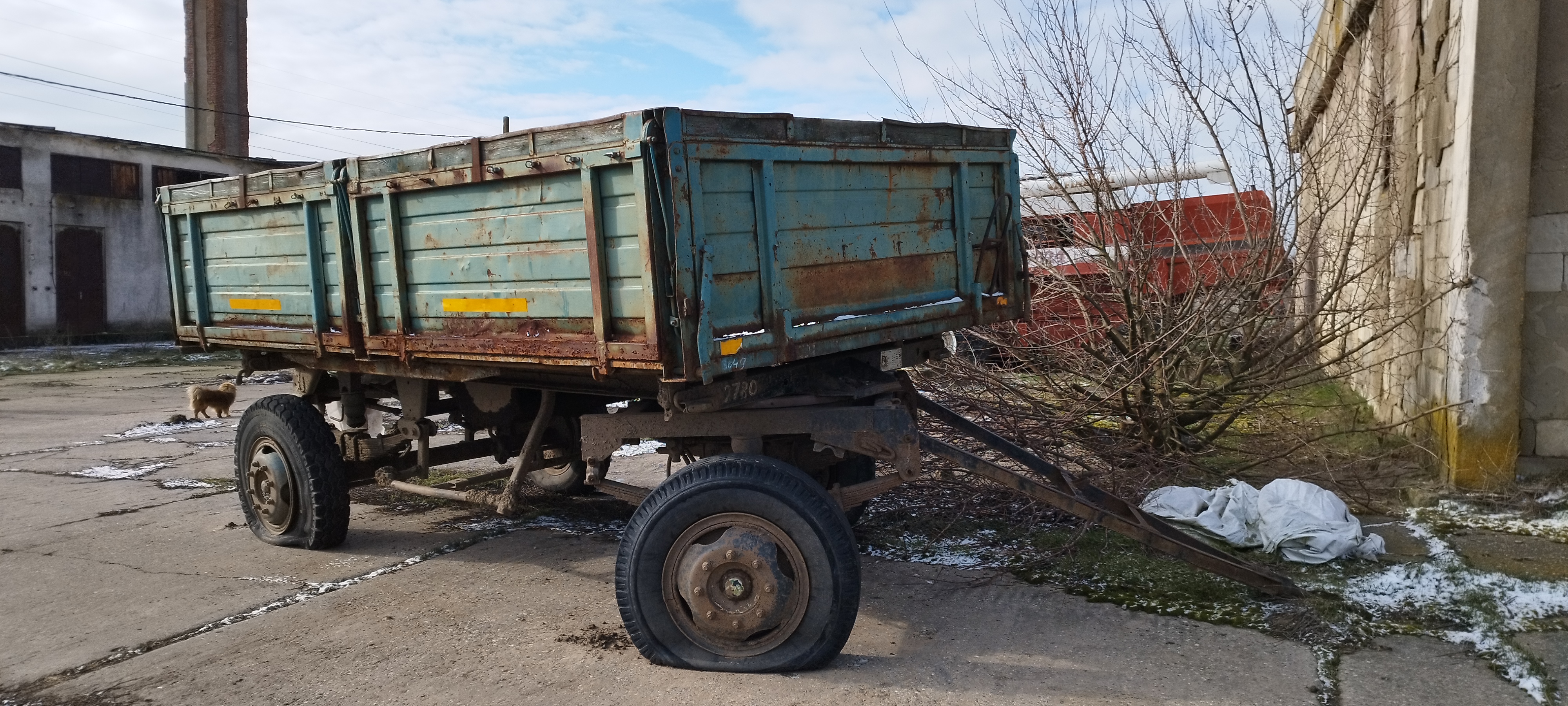 REMORCA BASCULANTA B68YNG