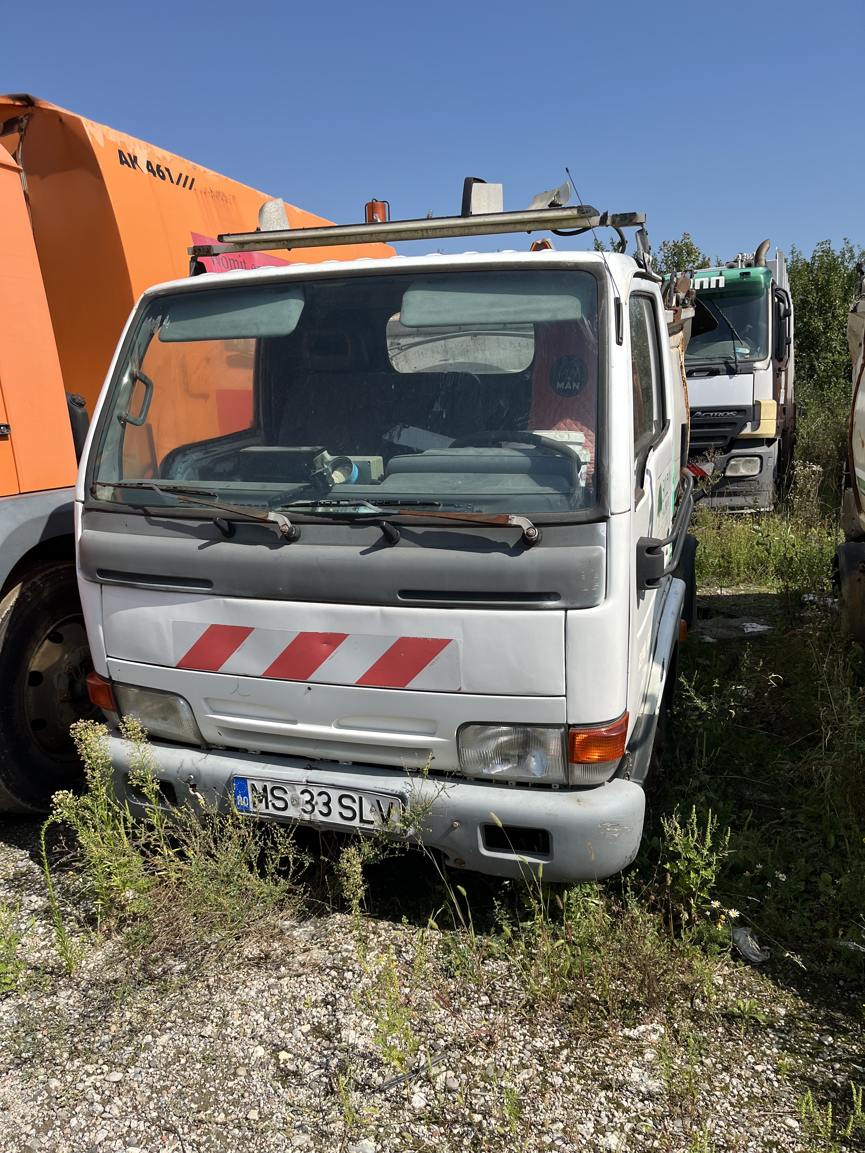 AUTOVEH.SPECIAL NISSAN  MS-33-SLV 