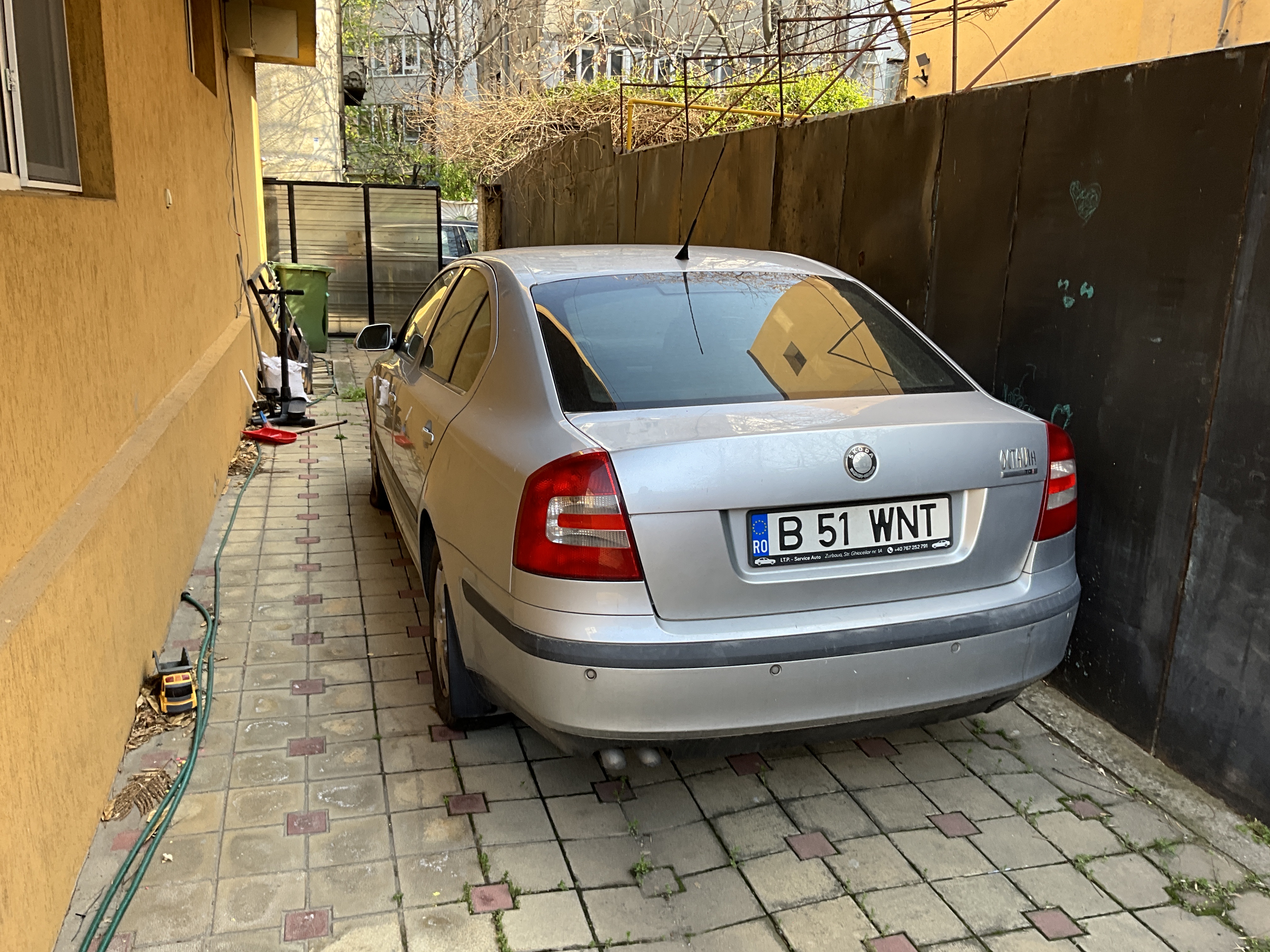 AUTO SKODA OCTAVIA ELEGANCE 2,0 TDI/103 KW  B51WNT