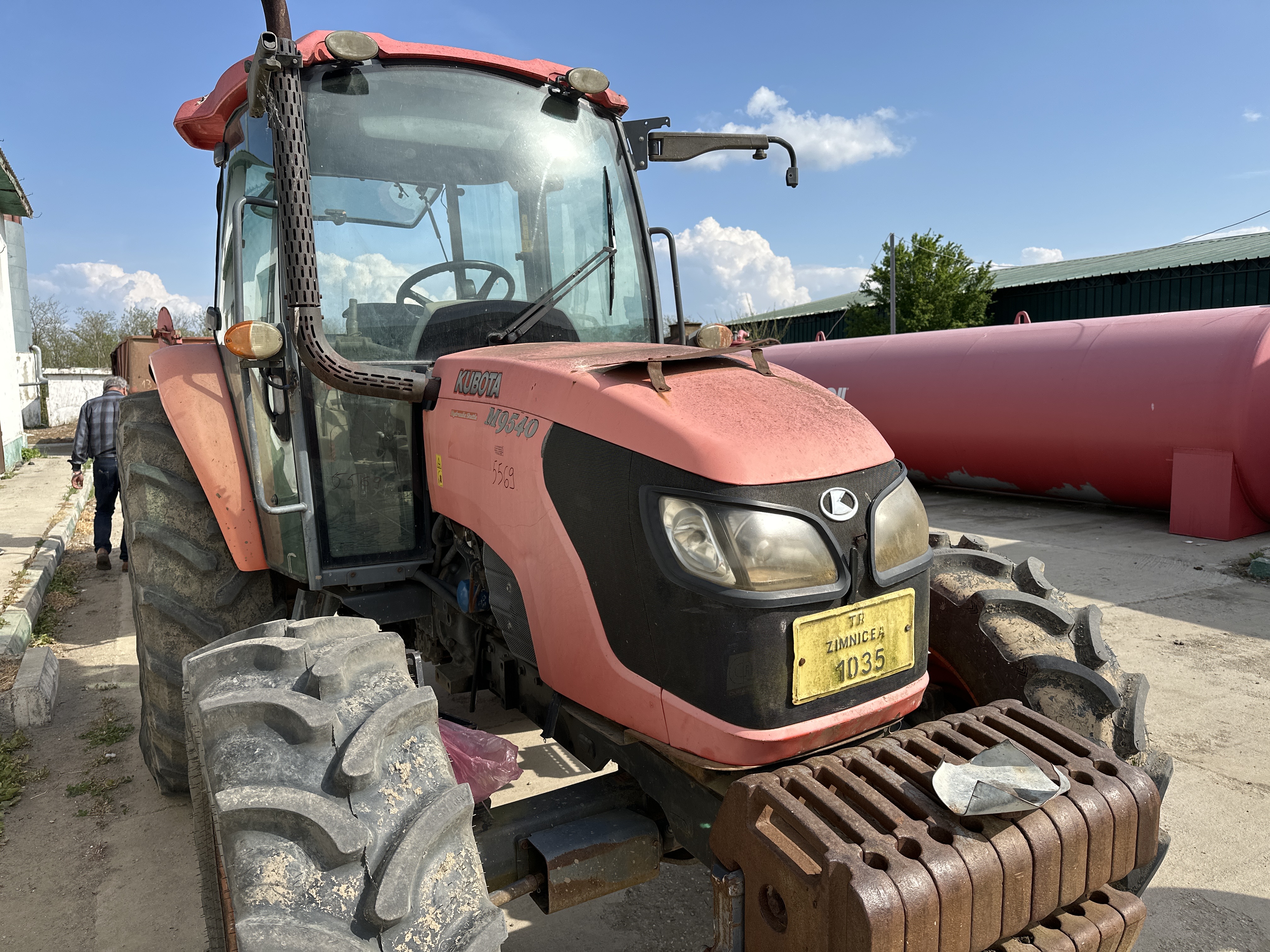 TRACTOR KUBOTA M9540