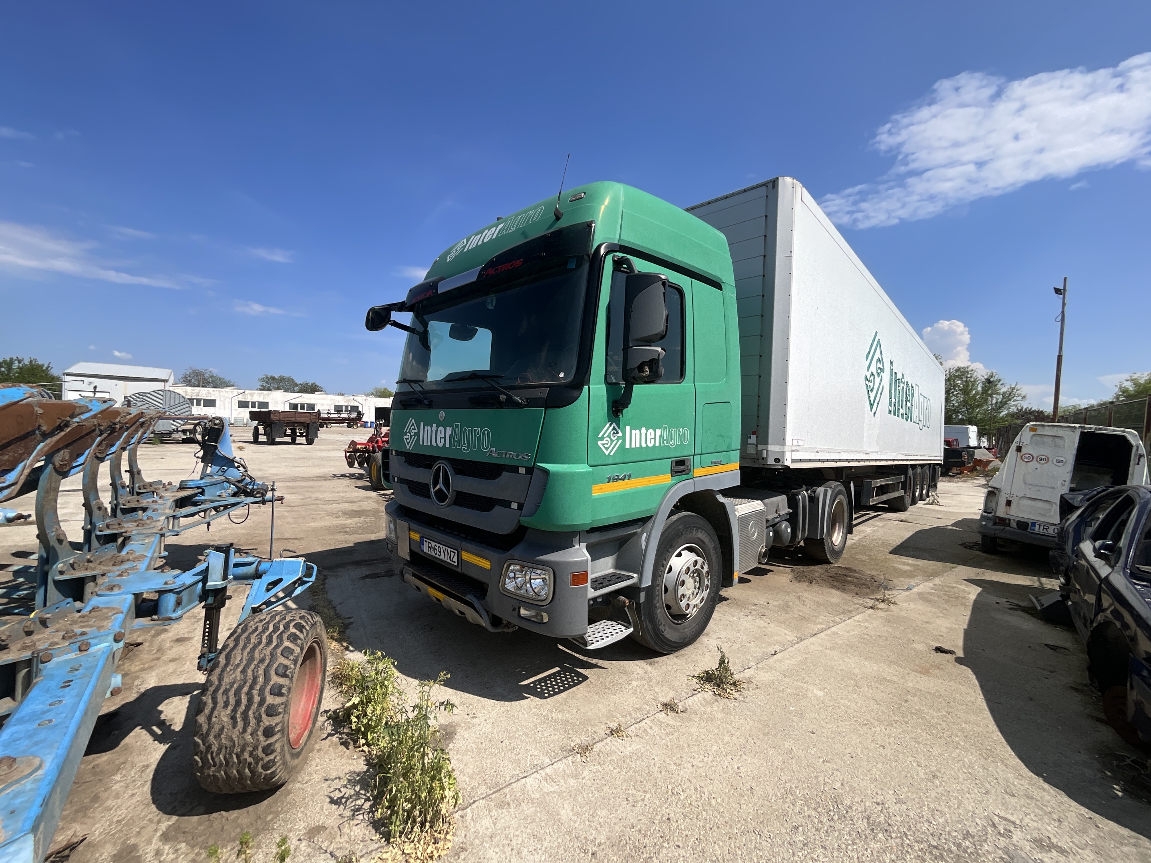 AUTOTRACTOR MERCEDES ACTROS 3 1841 TR69YNZ 